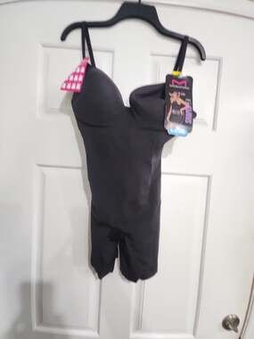 Maidenform All In One Firm Shaping Bodysuit with Built-In Bra DMS089
